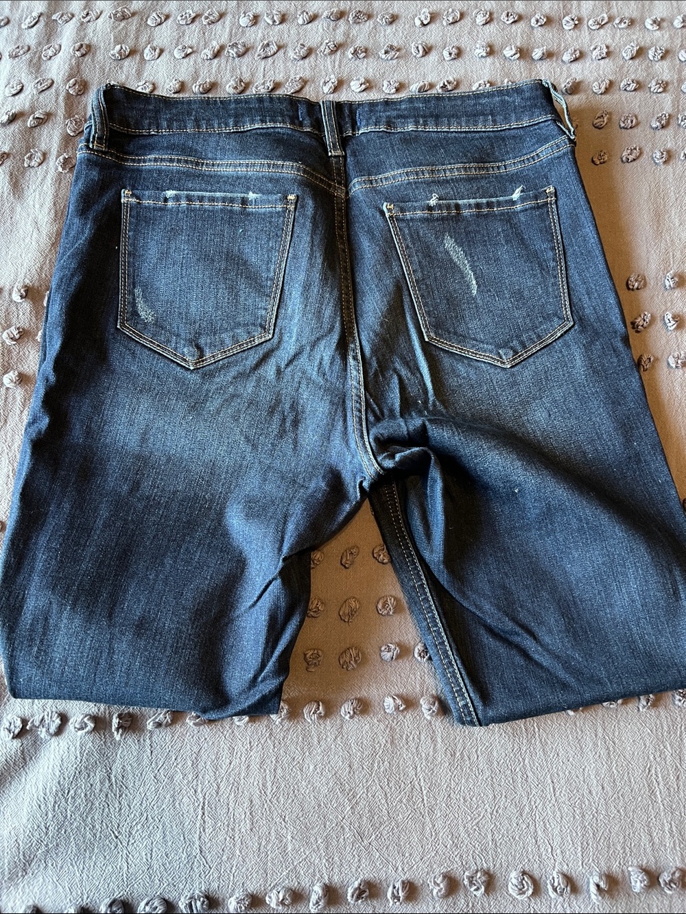 Women’s Dark Indigo Skinny Jeans with Distressed Detail - Picture 2 of 3